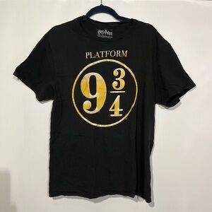 Warner Bros. Black and Gold Harry Potter Tee